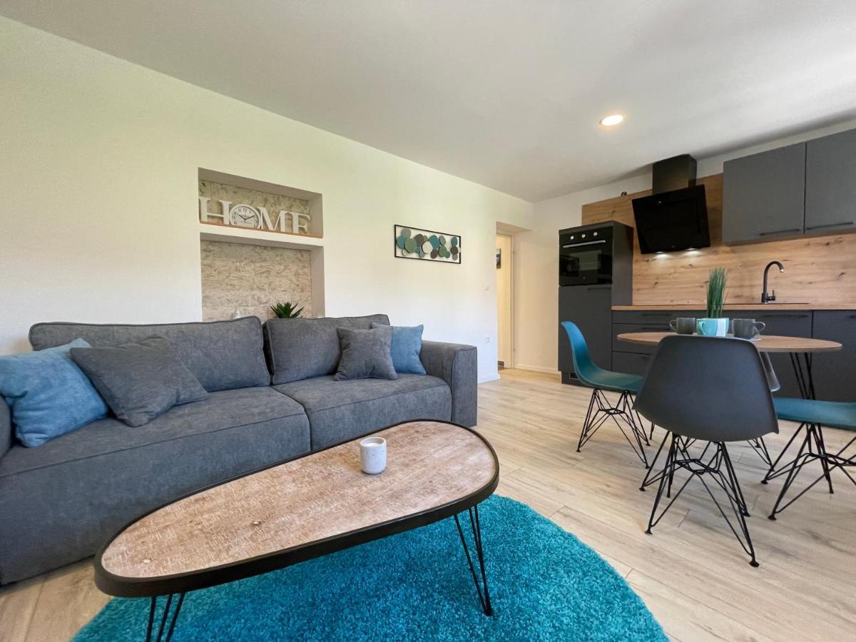 Nona Apartment
